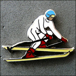 Descente skis jaunes